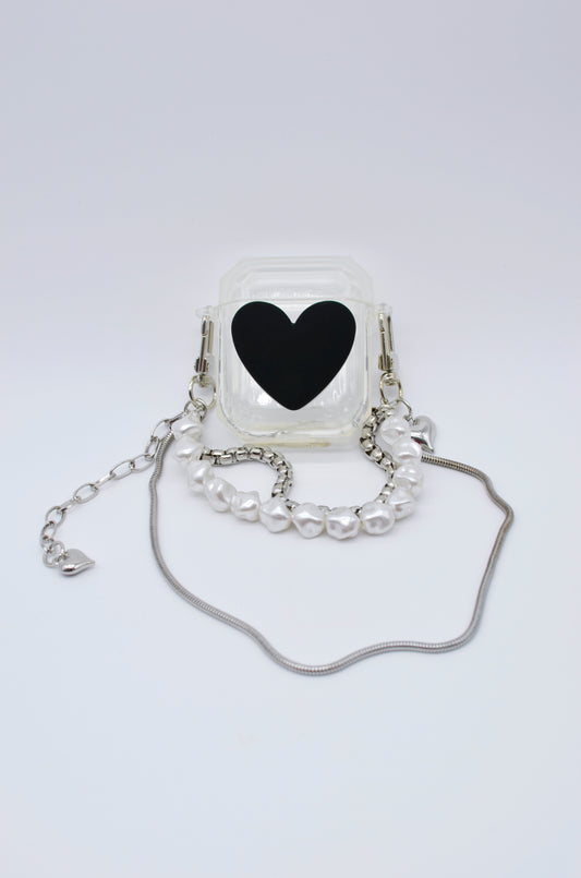 Protector para Airpods transparente con corazón y correa