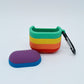 Protector para Airpods Rainbow con llavero.