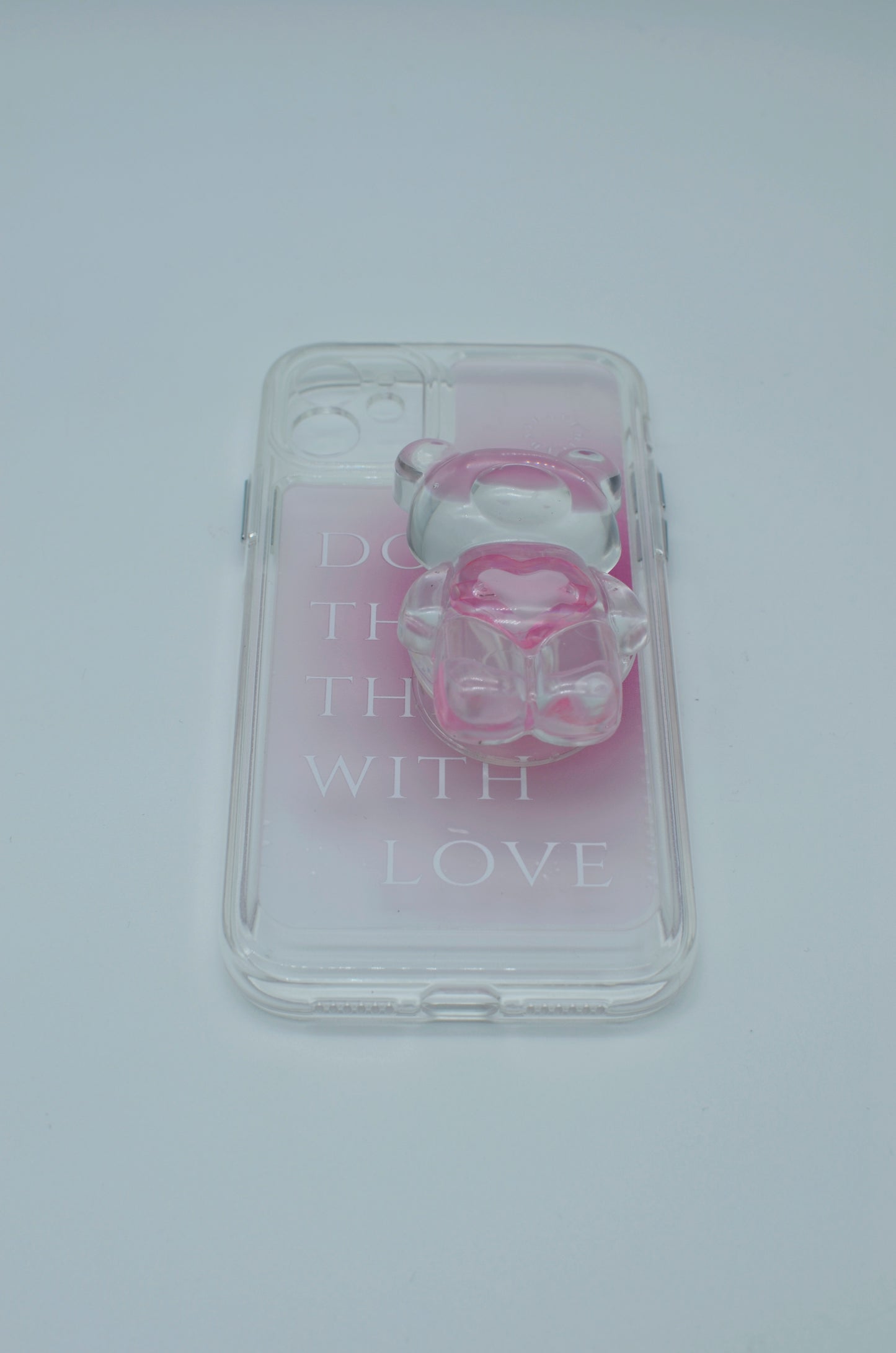 Funda protectora para iPhone con soporte para celular de oso con corazón