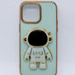 Funda protectora para iPhone 14 Pro Max con soporte para celular de Astronauta